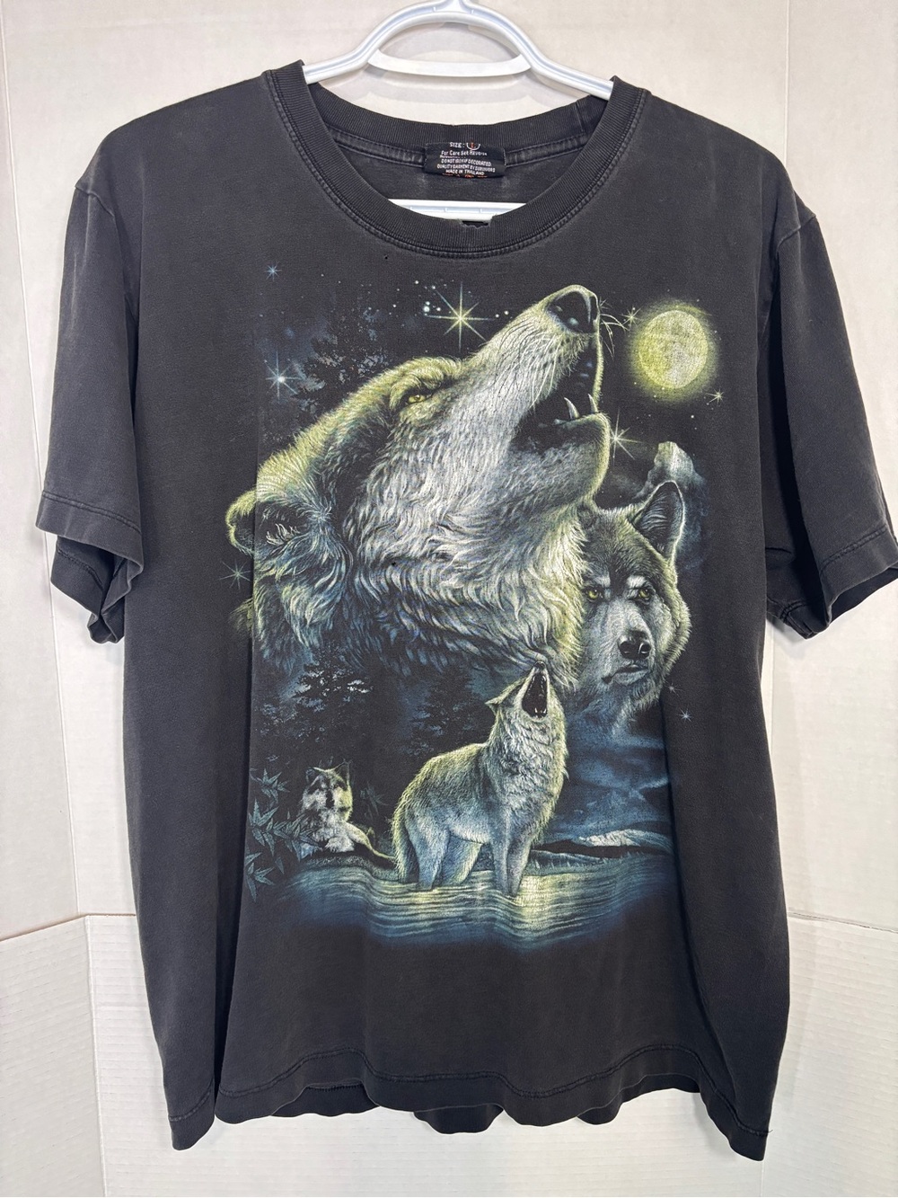 Vintage Rock Chang Black Wolf Pack Graphic T-shirt Double Sided Cotton FLAWED